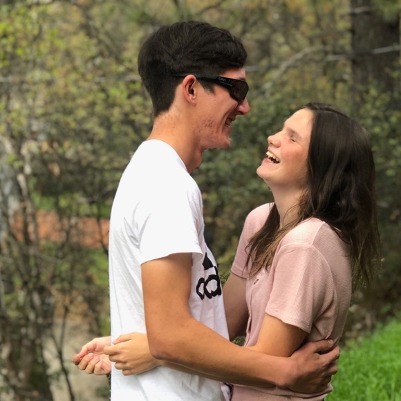 Meet your Posher, Jade - Picture 1 of 1